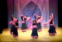 Spettacolo Fantasia Orientale IV coreografia “Lo scialle”